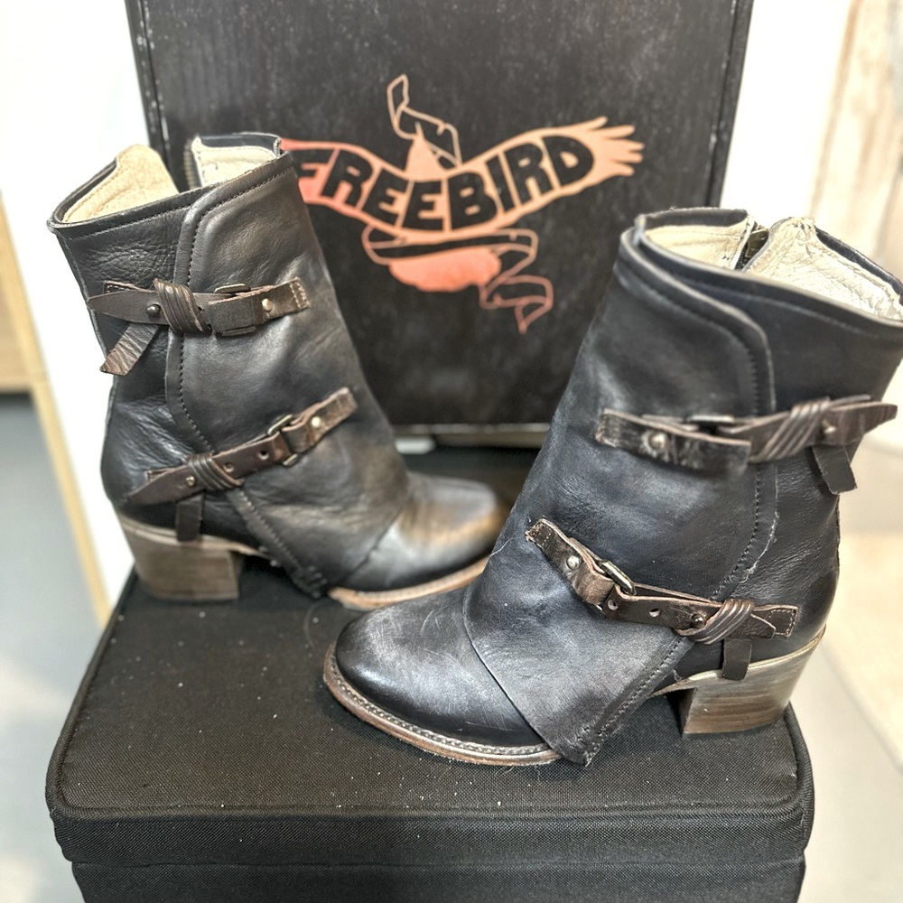 Freebird Cleo